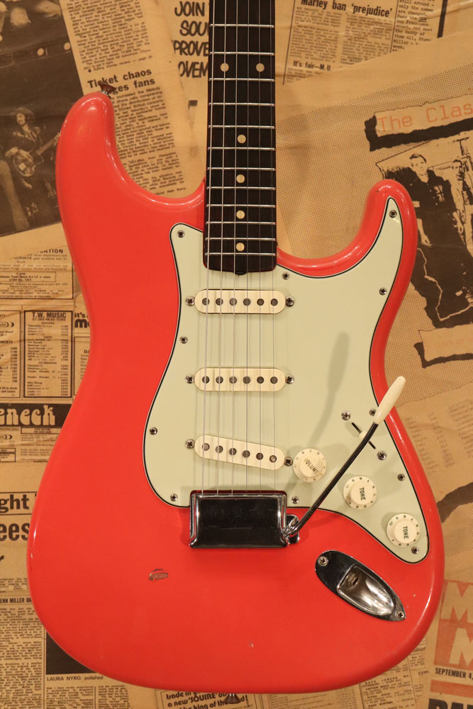 Fender 1961y[Stratocaster[“Original Fiesta Red Finish with Excellent Clean  Condition” | GUITAR TRADERS TOKYO