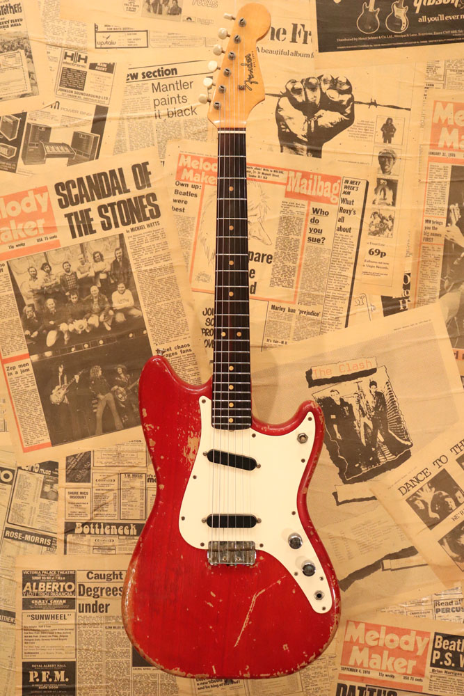 Fender 1964y[Duo Sonic[“Original Cherry Red Finish with Mahogany