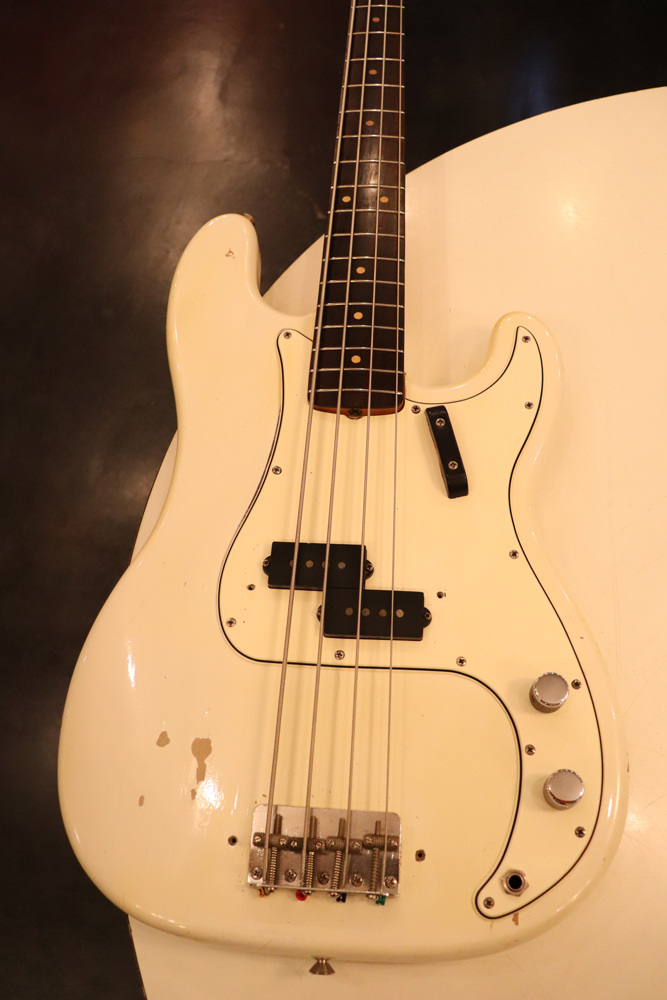 Fender 1964y[PRECISION BASS[“Original Olympic White”[with