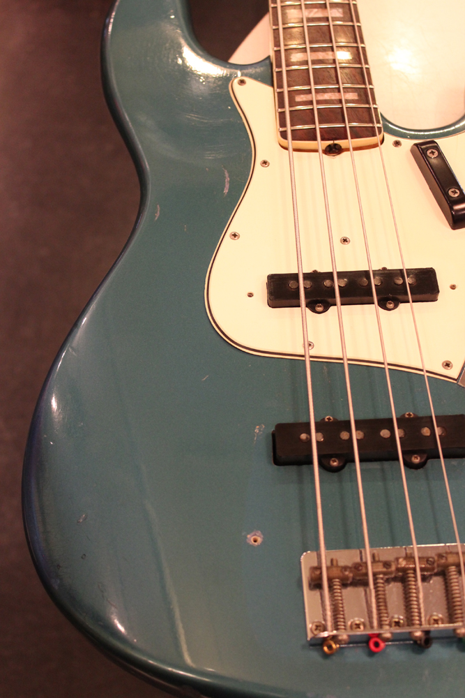 Fender 1966y[Jazz Bass[“Lake Placid Blue” | GUITAR TRADERS TOKYO