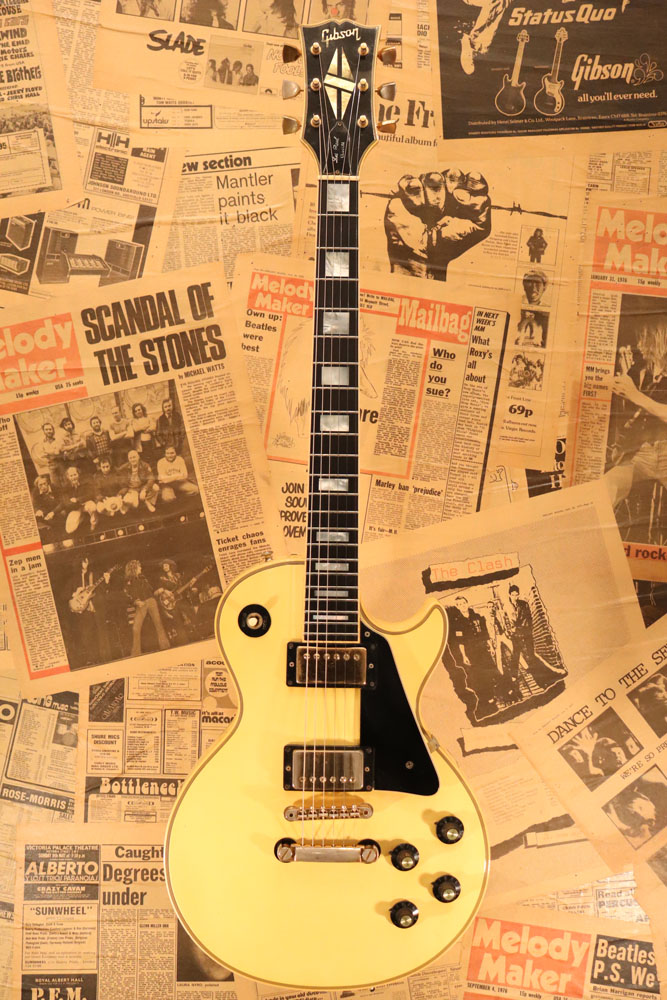 1974 les paul custom white ステッカー