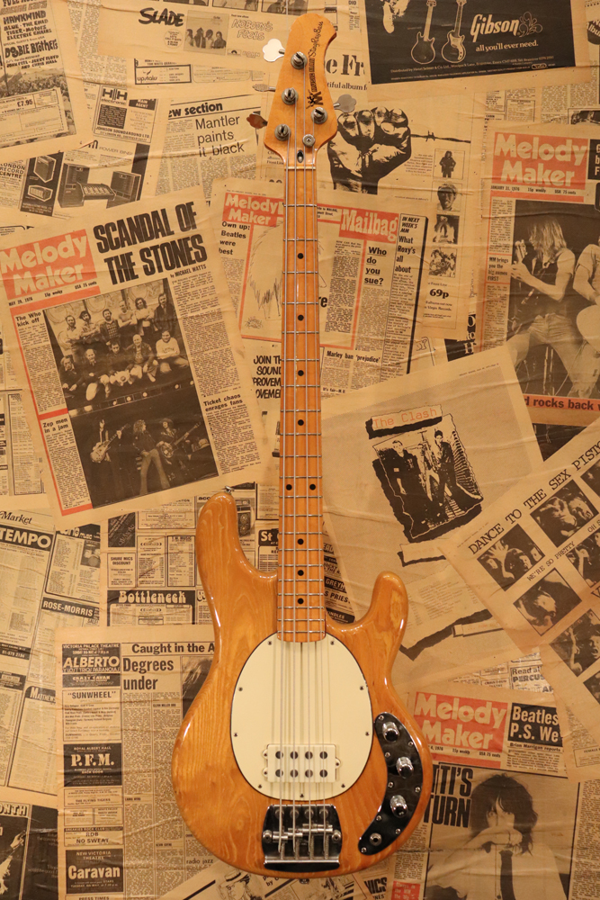 MUSIC MAN 1977y[Sting Ray Bass[“White Pickup” | GUITAR TRADERS TOKYO