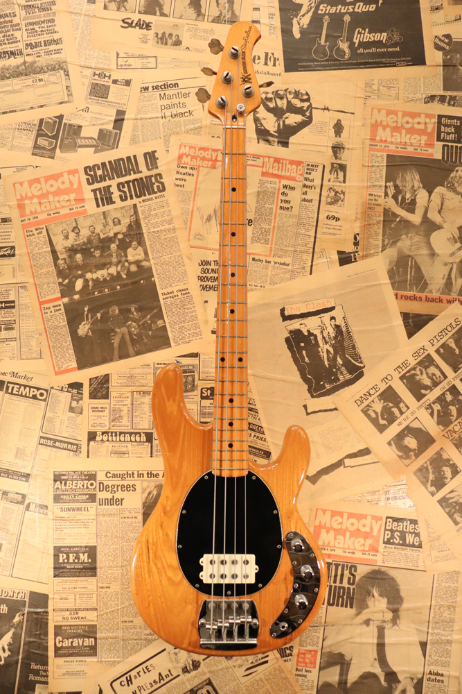 MUSIC MAN 1977y[Sting Ray Bass[“White Pickup” Pre Ernie | GUITAR