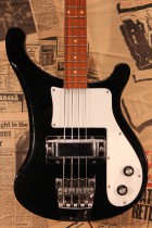 1974-Rickenbacker-4000-JB